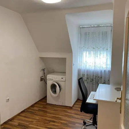 Apartment Montel Park - Danube River Linz